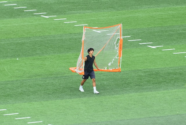 突出