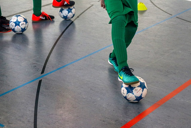 内人士所言 内人士所言